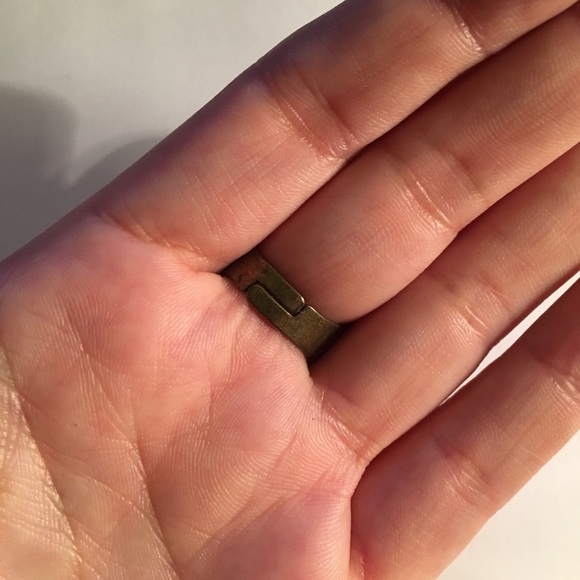 Ring - Picture 2 of 2